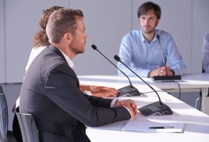 اجاره میکروفن کنفرانس