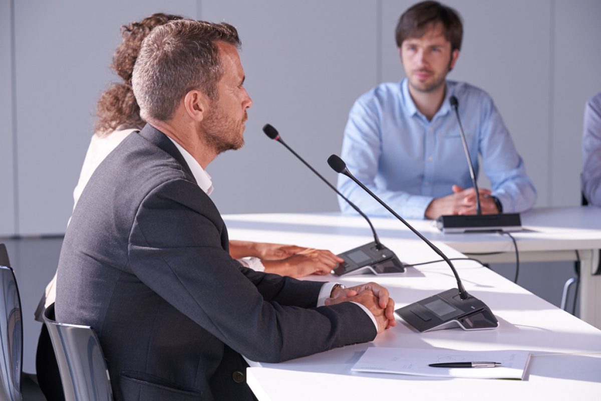 اجاره میکروفن کنفرانس